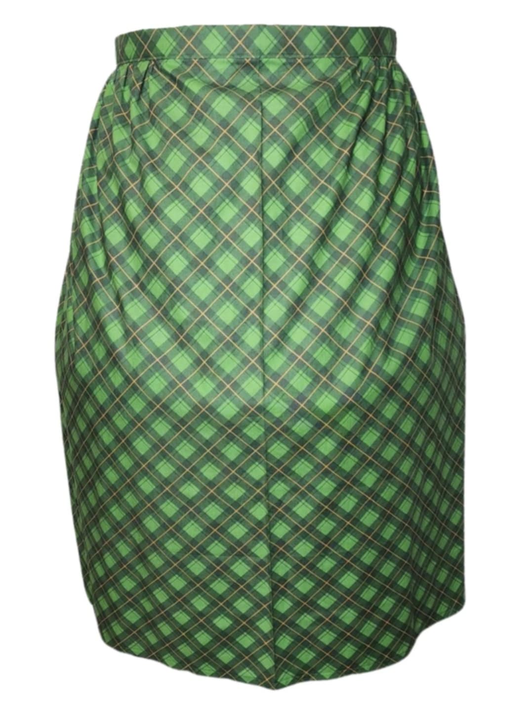 Half Aprons