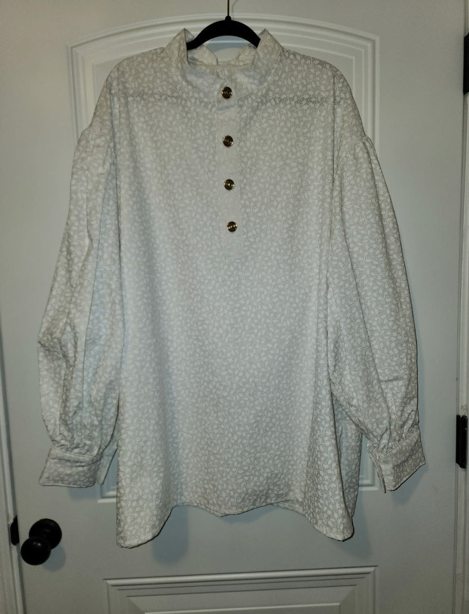 Pre Order Puffy Sleeve Shirts