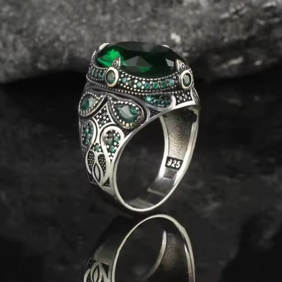 Santa Ring - Silver w/ Green Gem