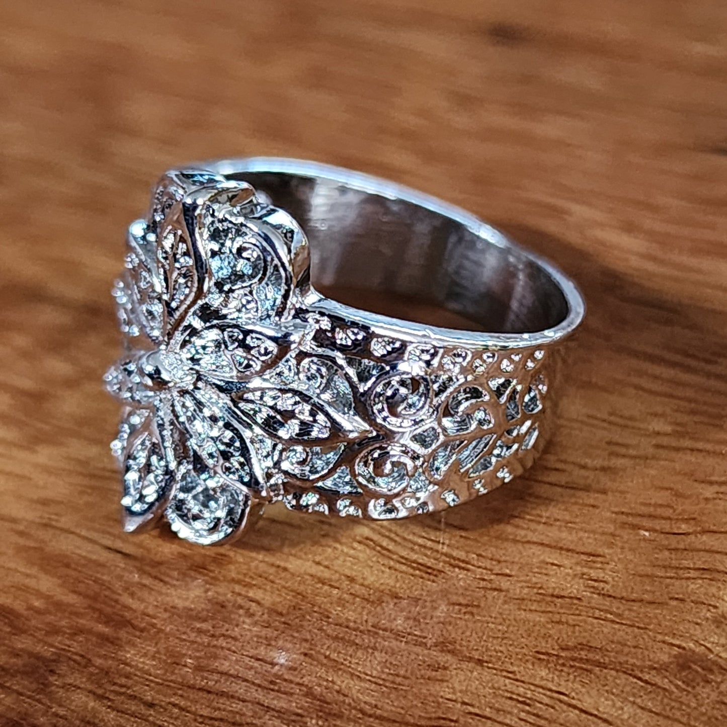 Mrs. Claus Ring - Silver Poinsettia