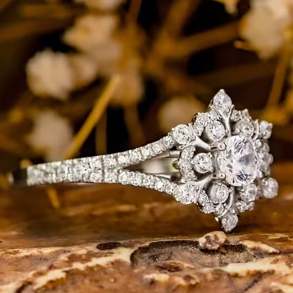 Mrs. Claus Ring - Crystal Snowflake