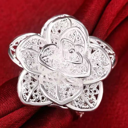 Mrs. Claus Ring - Large Silver Poinsettia