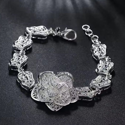 Poinsettia Bracelet