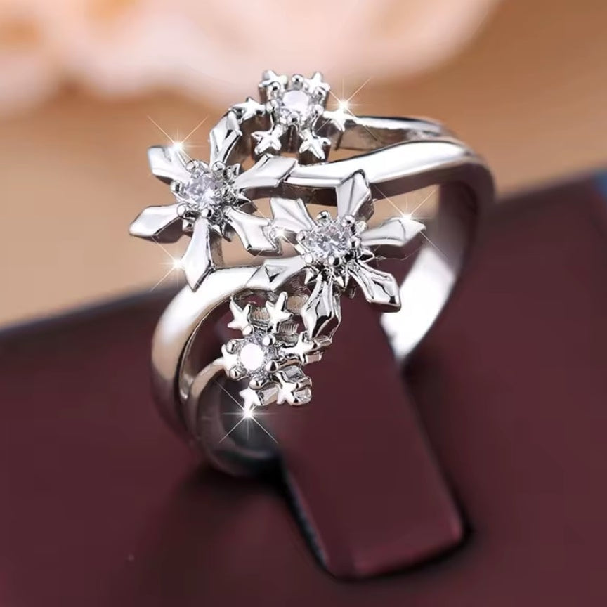 Mrs. Claus Ring - Silver Snowflakes
