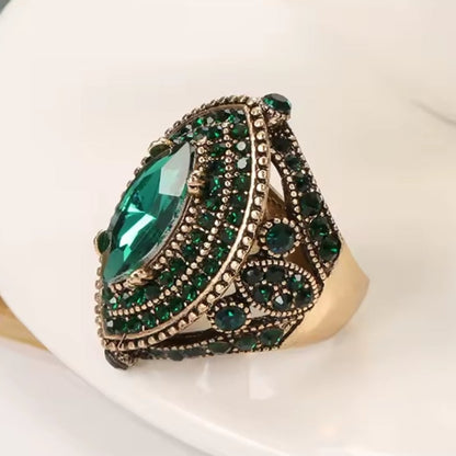 Mrs. Claus Ring - Silver w/ Green Gem