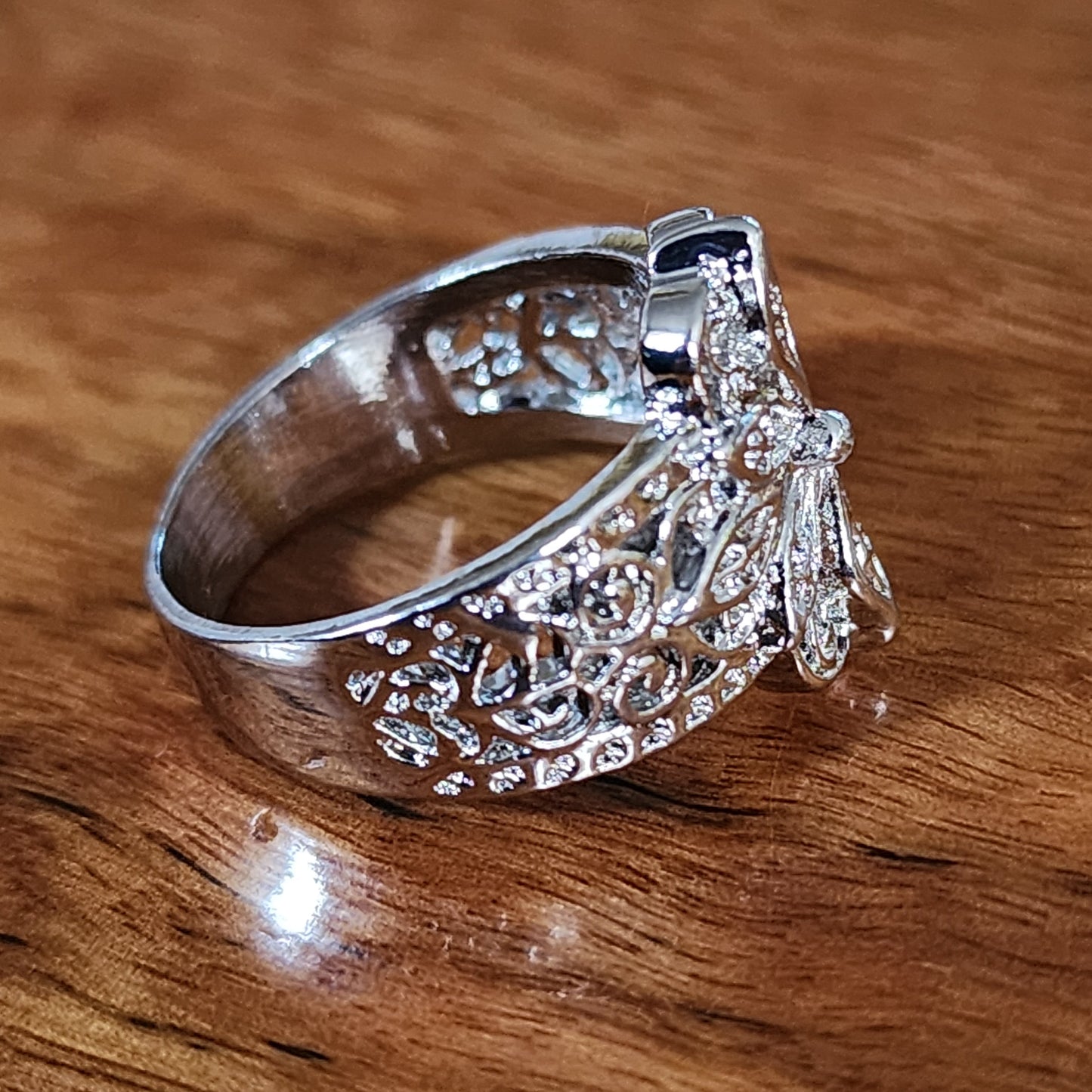 Mrs. Claus Ring - Silver Poinsettia