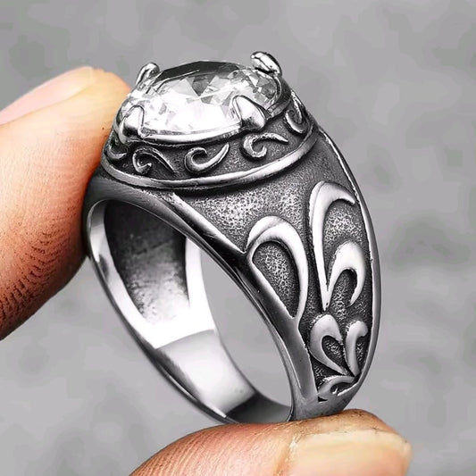 PRE-ORDER Santa Ring - Clear Gem