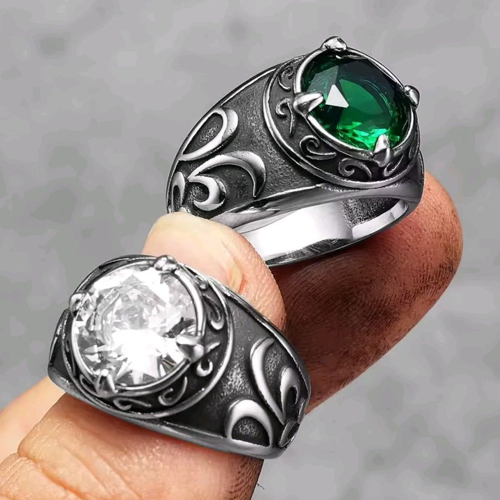 PRE-ORDER Santa Ring - Green Gem