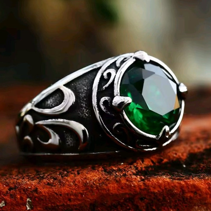 PRE-ORDER Santa Ring - Green Gem