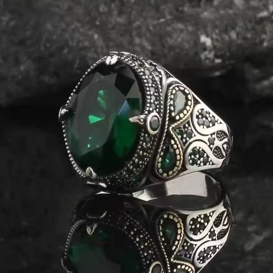 Santa Ring - Silver w/ Green Gem