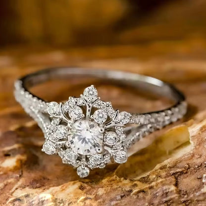 Mrs. Claus Ring - Crystal Snowflake