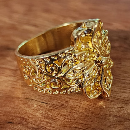Mrs. Claus Ring - Gold Poinsettia