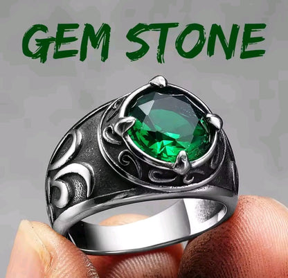 PRE-ORDER Santa Ring - Green Gem