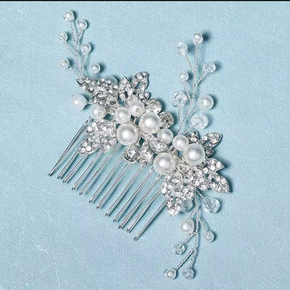 Mrs. Claus Pearl Hair Comb