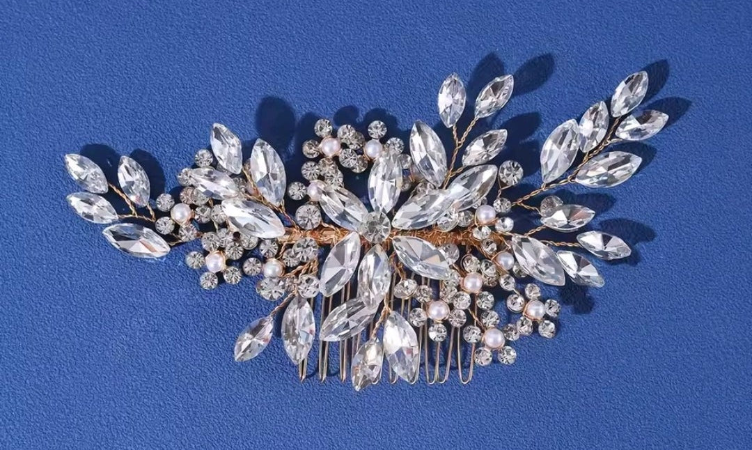Mrs. Claus Clear Crystal Gold Hair Comb