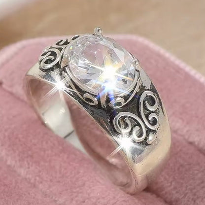 Mrs. Claus Ring - Silver