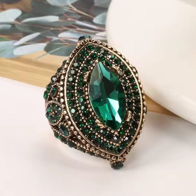 Mrs. Claus Ring - Silver w/ Green Gem