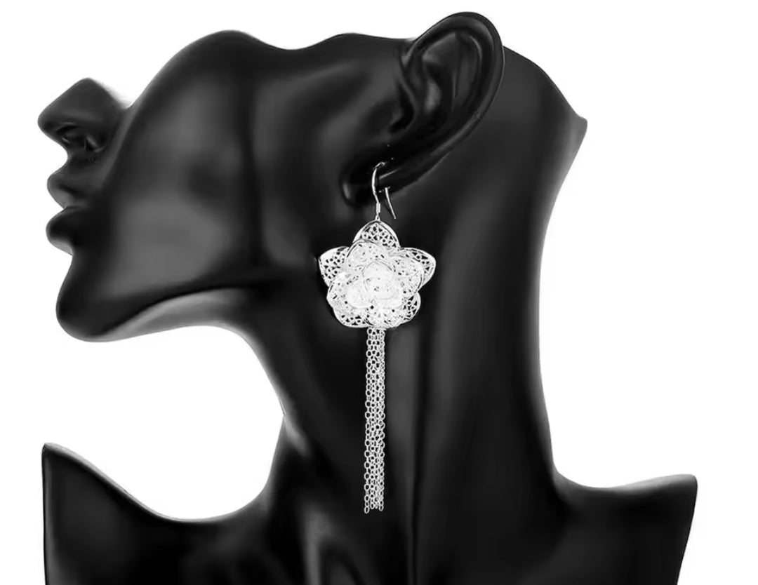 Mrs. Claus Cuff Bracelet, Ring, Necklace & Earring set - Silver Poinsettia