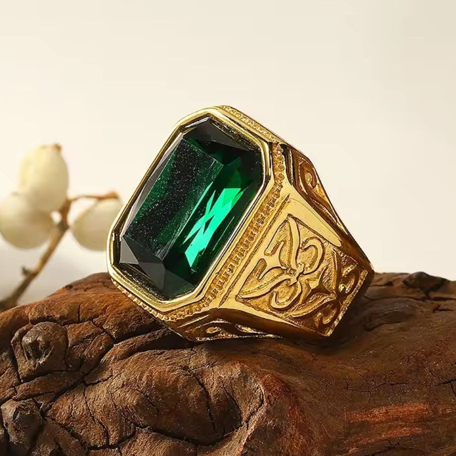 Santa Ring - Gold w/ Green Gem