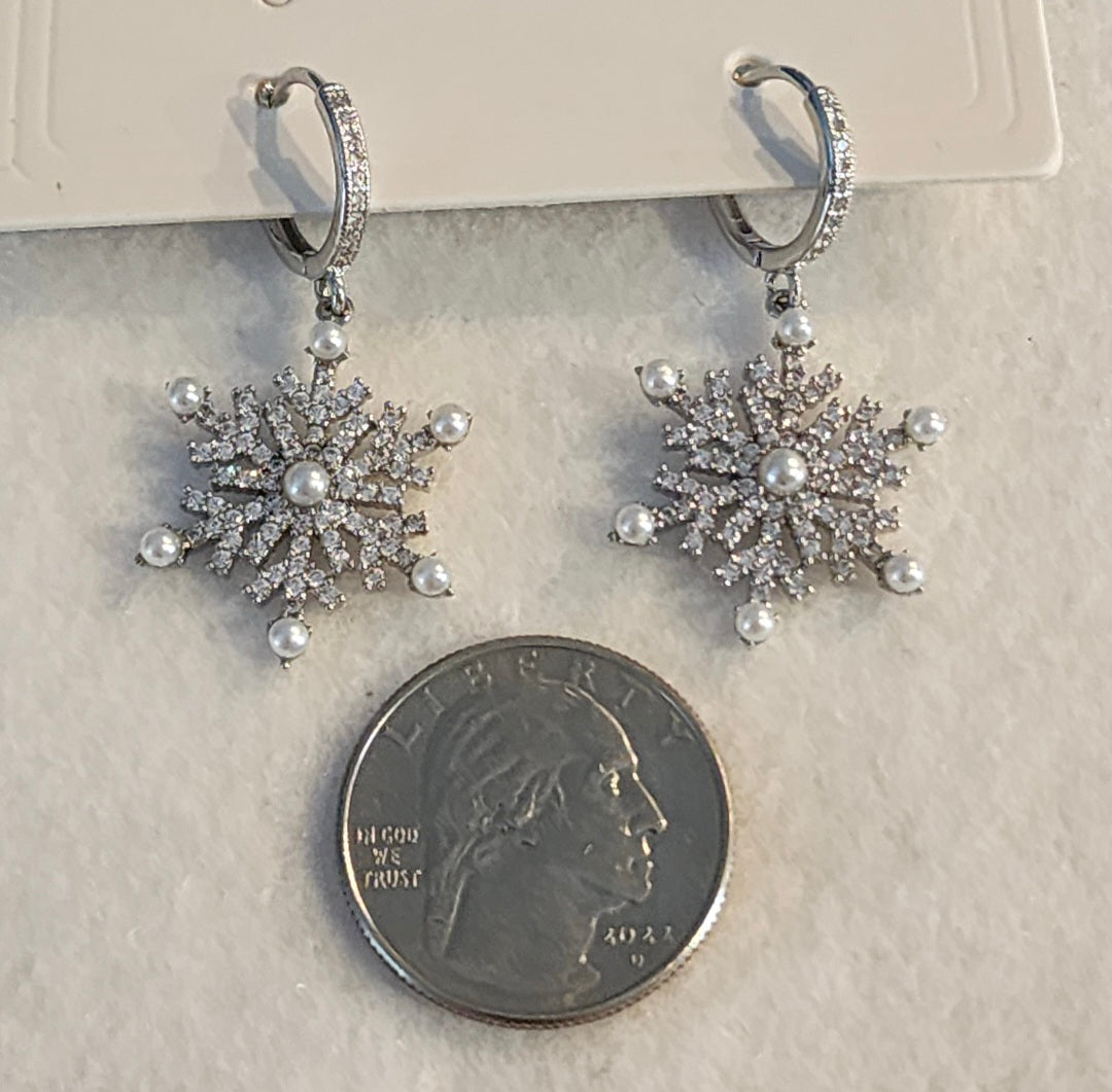 Silver w/ Pearls Snowflake Earrings