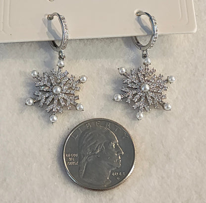 Silver w/ Pearls Snowflake Earrings