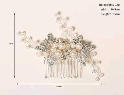 Mrs. Claus Pearl Hair Comb