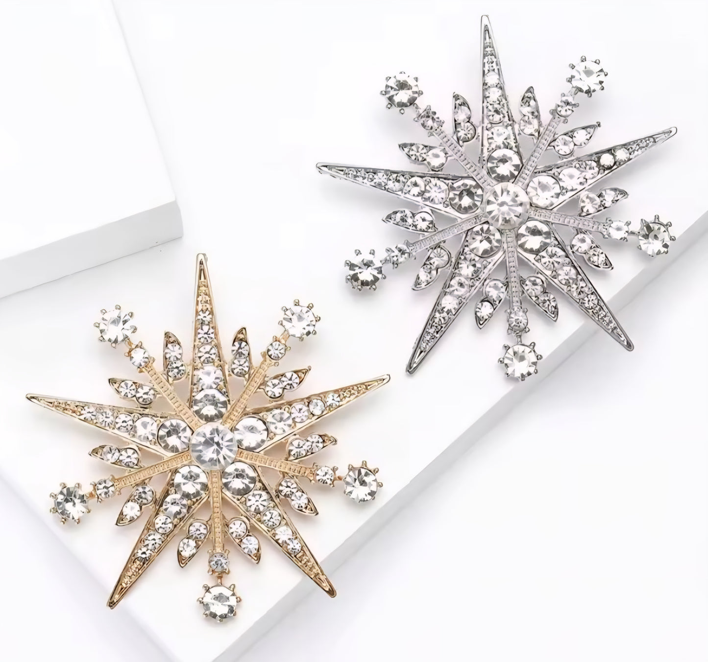 Gold Pointed Snowflake Brooch