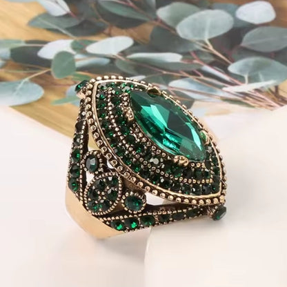 Mrs. Claus Ring - Silver w/ Green Gem