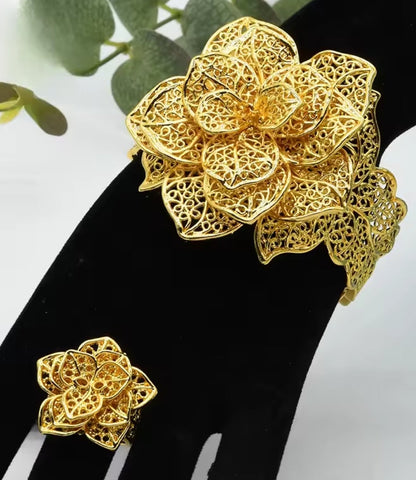 Mrs. Claus Cuff Bracelet & Ring set - Gold Poinsettia